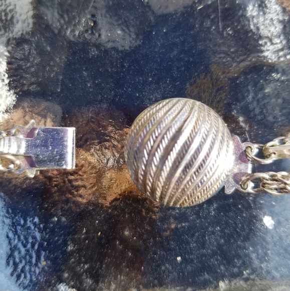 Vintage five strand tassel necklace unsigned - Picture 4 of 4